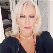 Se cercate una alleata per i vostri studi di letteratura e storia contattatemi!